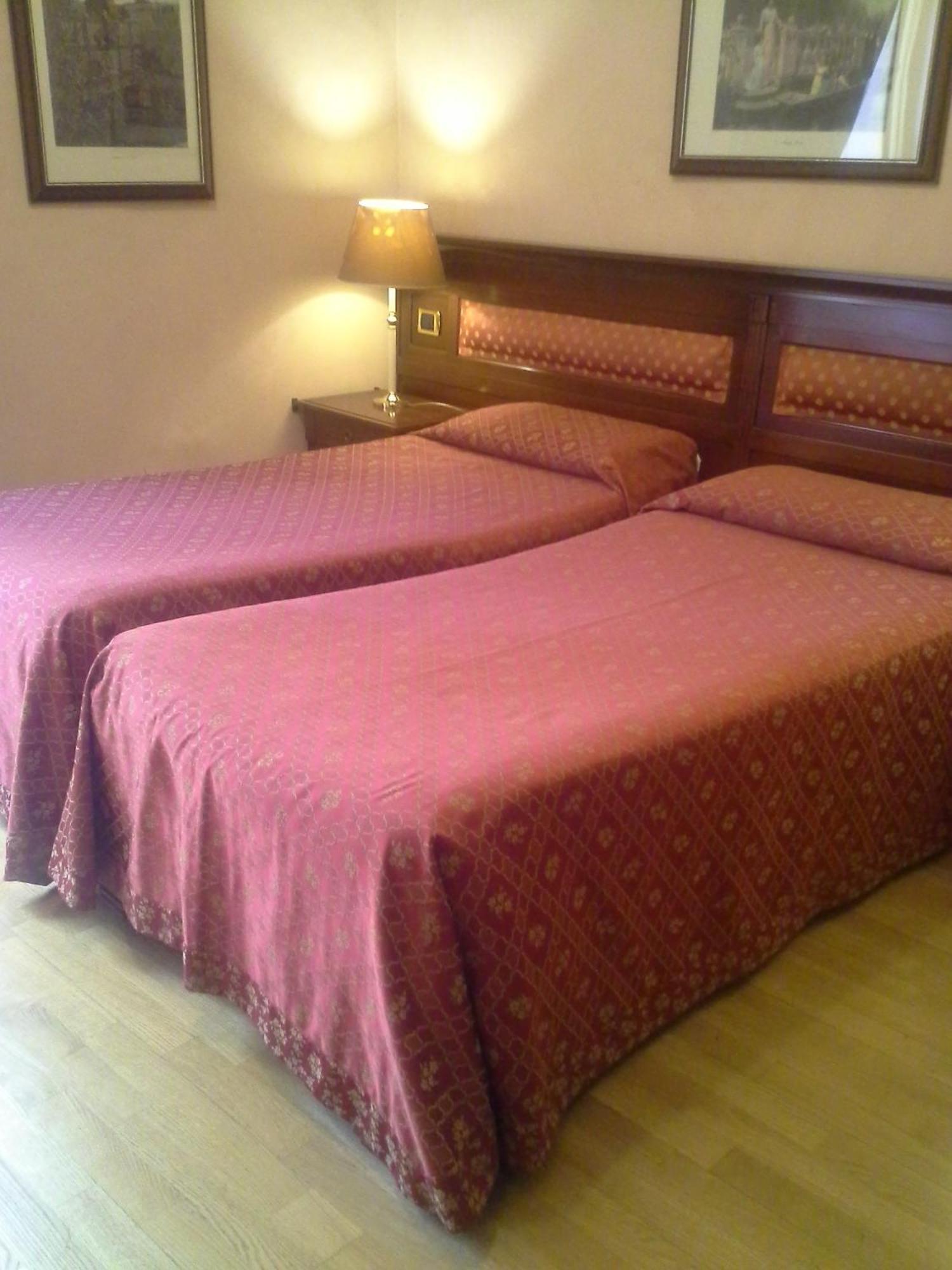 Hotel Bigallo Florença Quarto foto